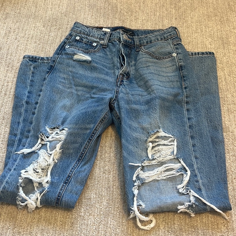 aeropostale ripped straight leg jeans